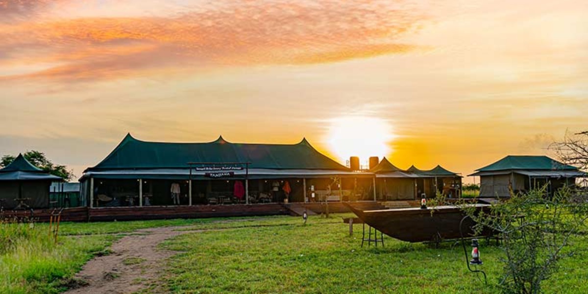 Tended Lodges - Gallery Image 1