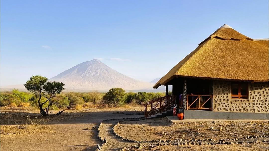 Africa Safari Lake Natron - Gallery Image 2