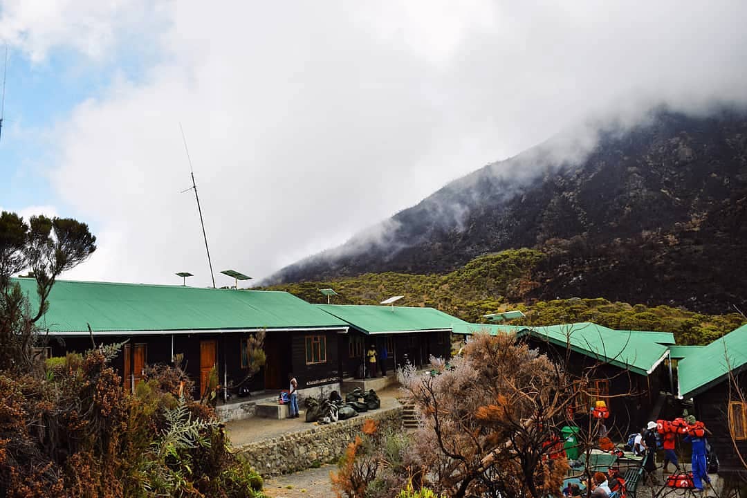 Saddle Huts - Gallery Image 2