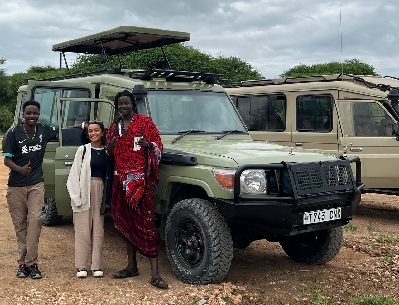 Top 10 Safari Gadgets for Tanzania 2025–2026 (Tested in the Bush!)